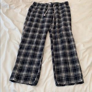 Old Navy Women’s Plaid Pajama Pants